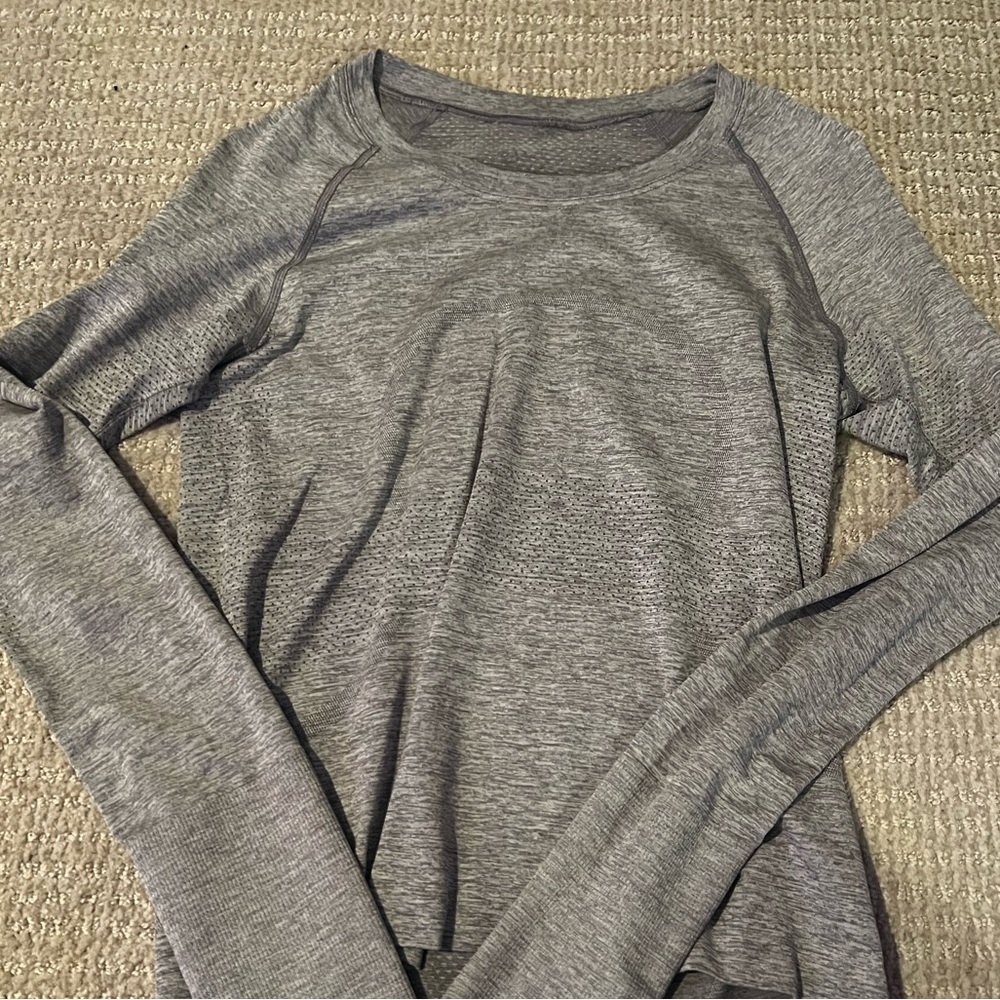 Lulu lemon swiftly Tech